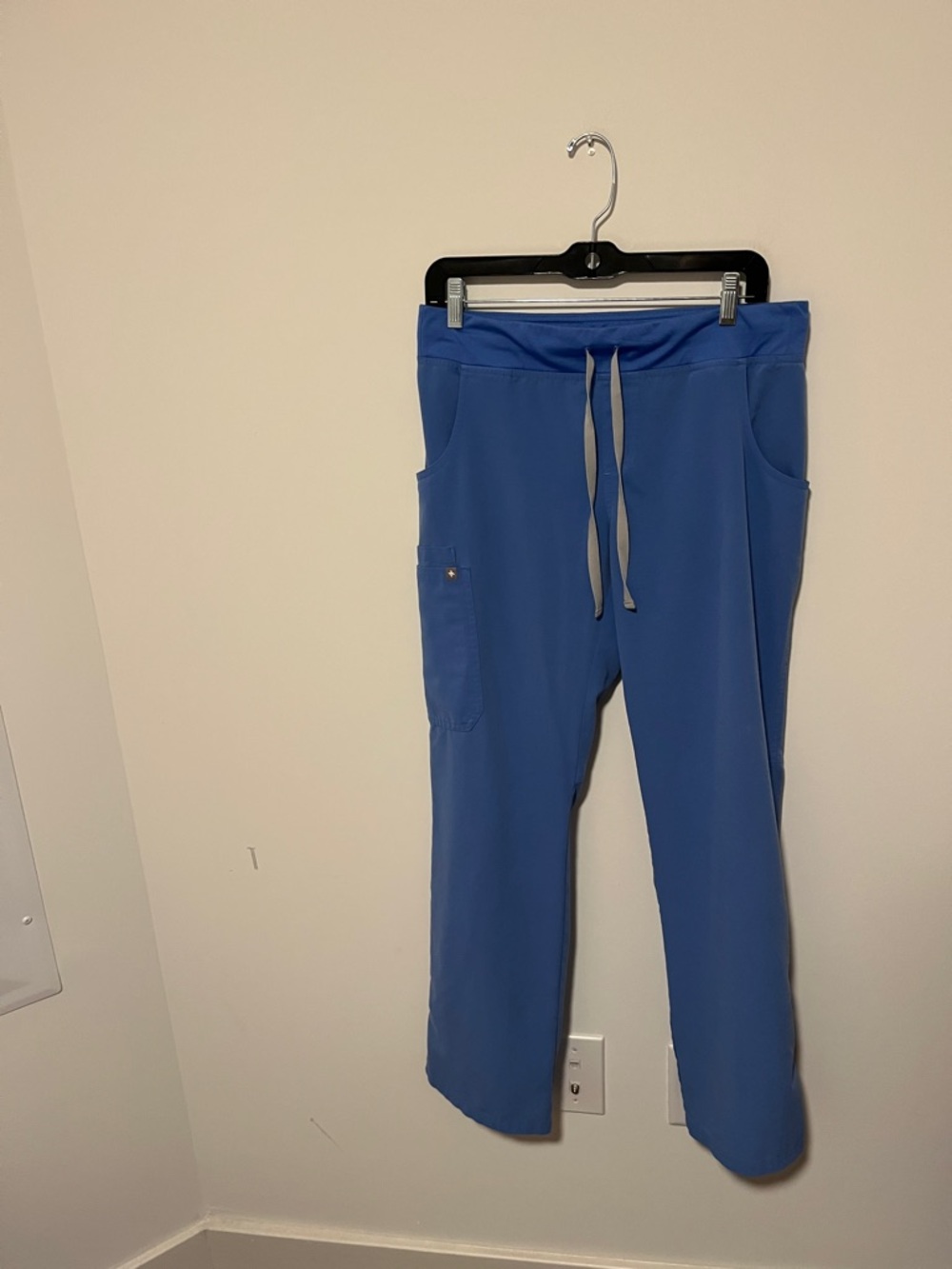 FIGS SCRUB PANTS
